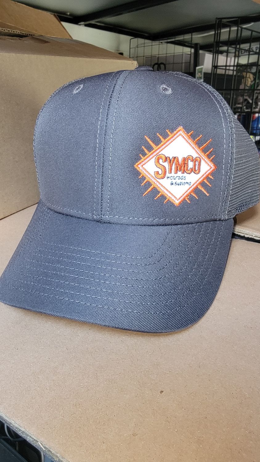 Embroidered Snapback gray cap