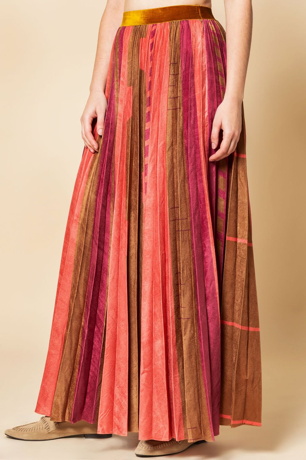 Gonna plissettata lunga serie velluto con motivo geometrico, taglie: S (vita 64-lungh.102