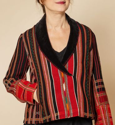 Giacca in lana, tessuta a mano colore nero