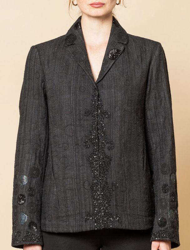 Giacca con paillettes e ricami serie seta colore nero