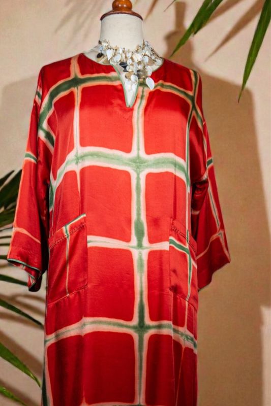 Red & Green Tie-Dye Kaftan Red & Green Tie-Dye Kaftan