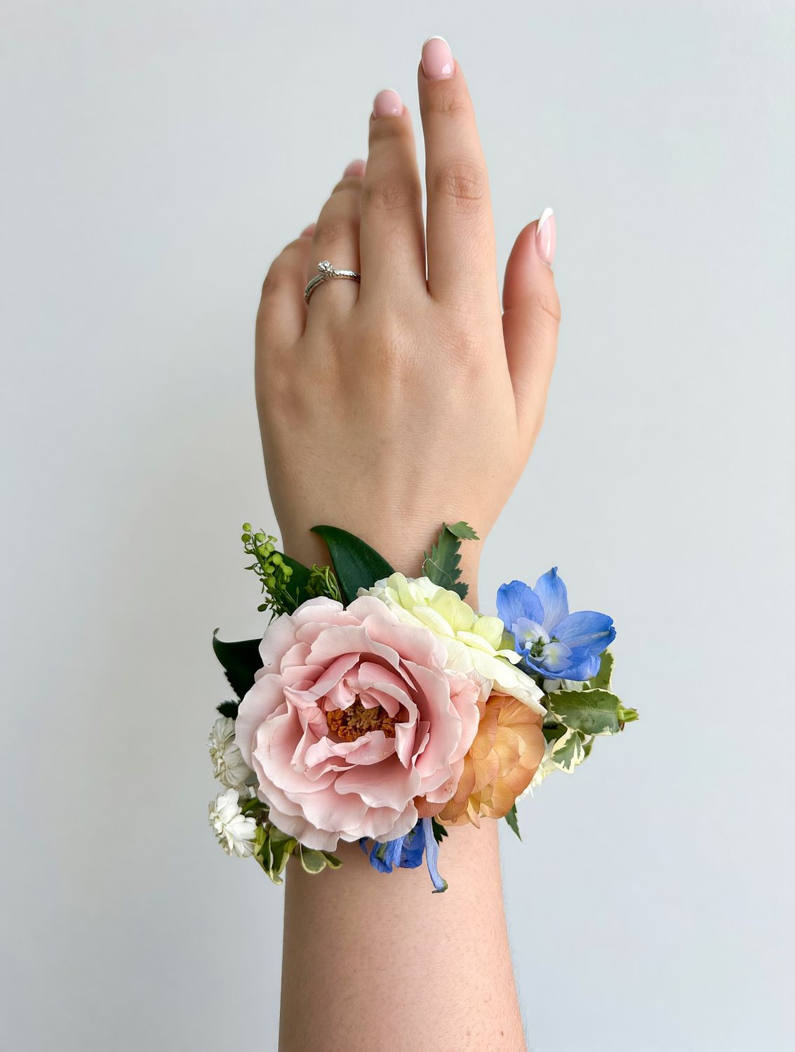 Upgraded Wrist Corsage