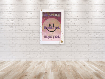 Smiley Face Bristol - Burgundy Ombre