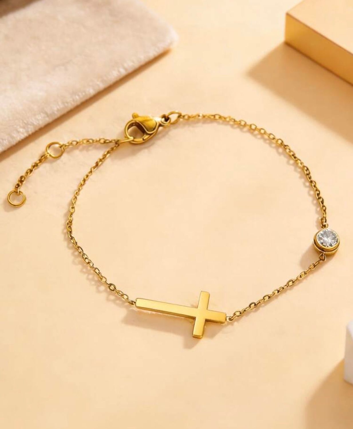 Croix Élégance Dorée Croix Élégance Dorée