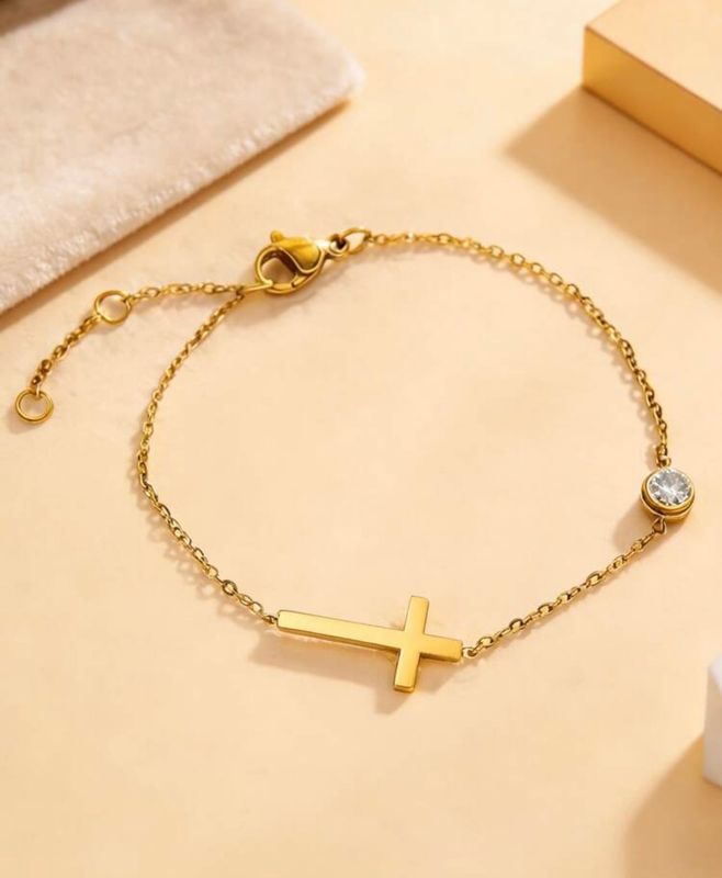 Croix Élégance Dorée