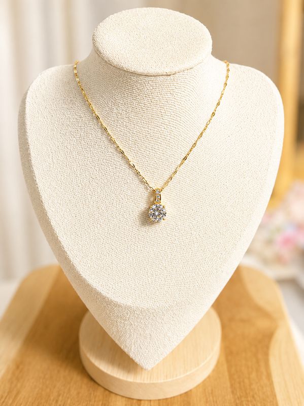Collier Éclat Solitaire Doré