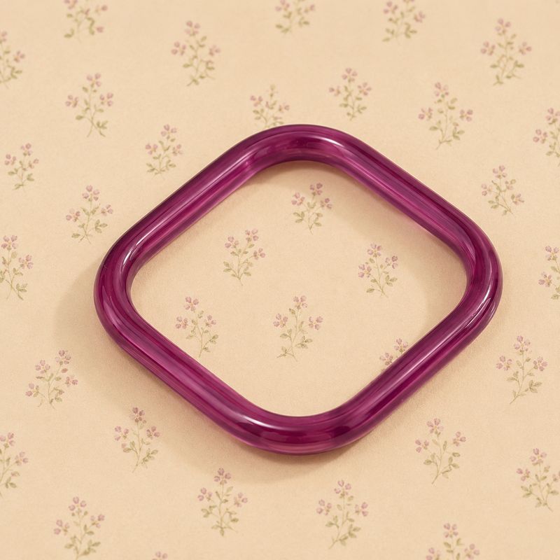 Prune Élégance – Grande Taille