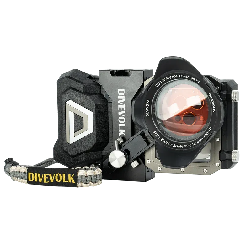 Divevolk Ocean Kit (SeaTouch 4 Max, Clamp, Red Filter, Wide-Angle Lens, Travel Box)