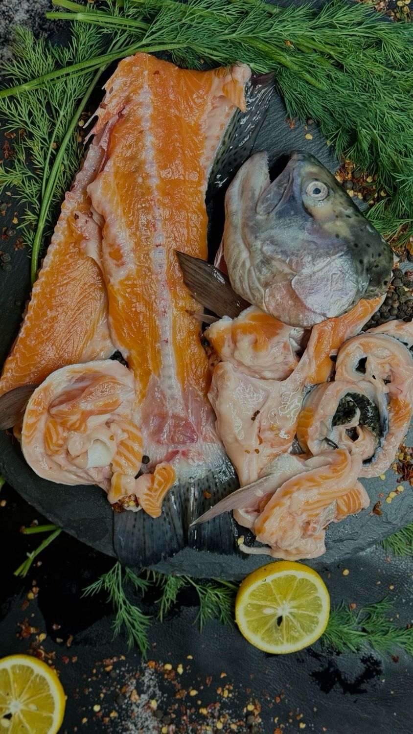 Суповой набор из форели / семги 1 кг