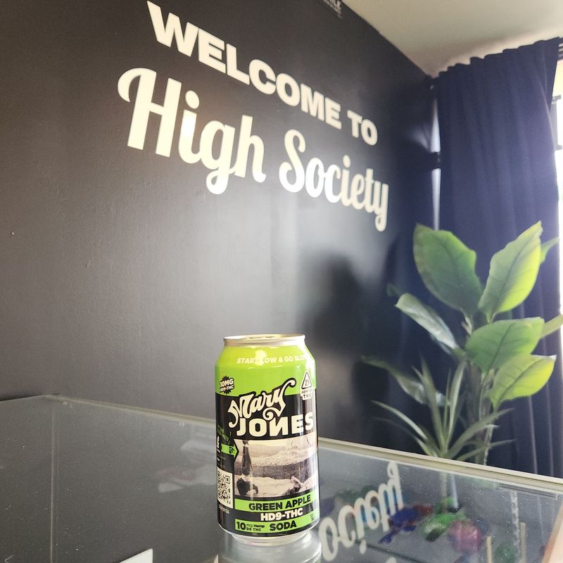 Mary Jones - Green Apple