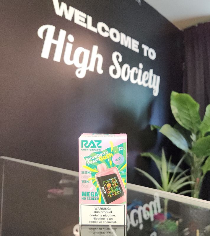 Raz 25k - Strawberry Peach Gush