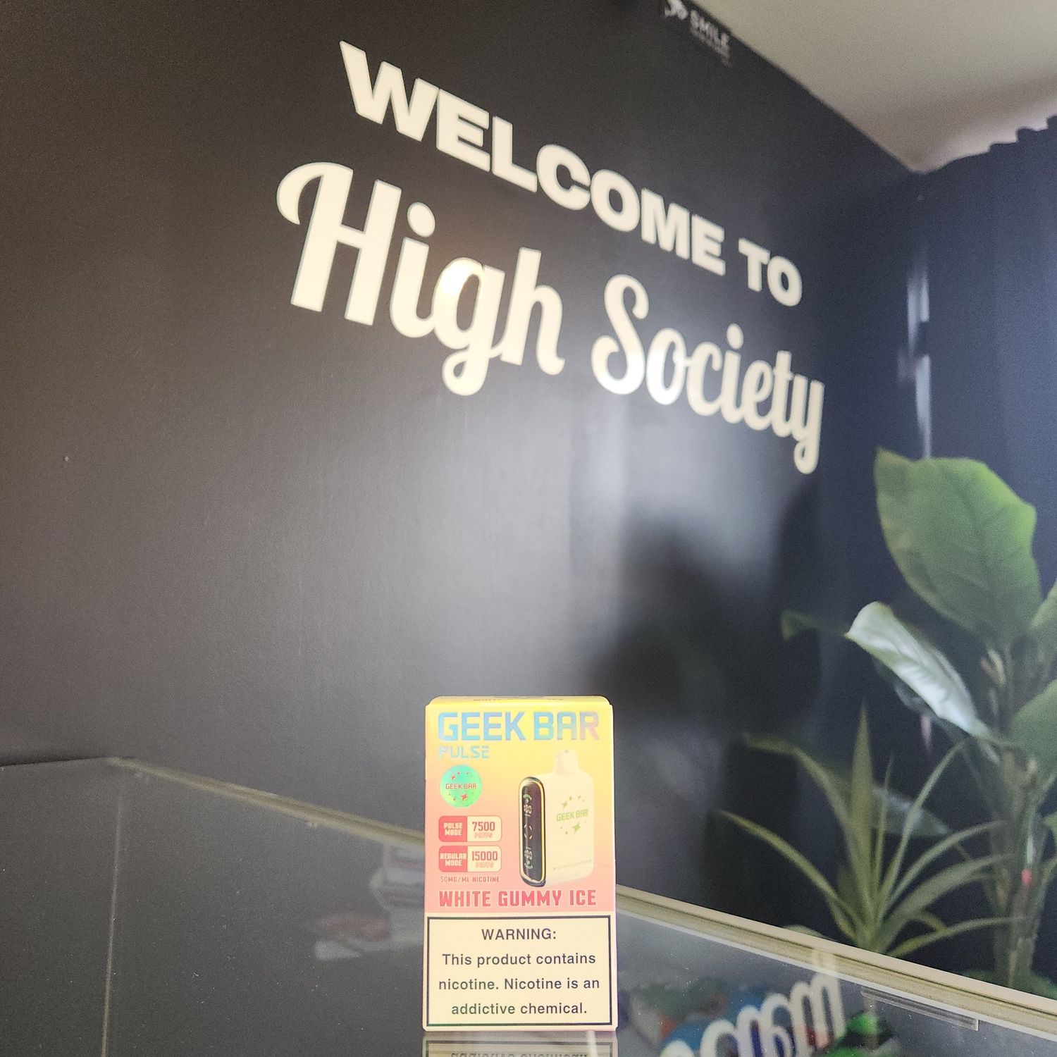 Geek Bar Pulse - White Gummy Ice