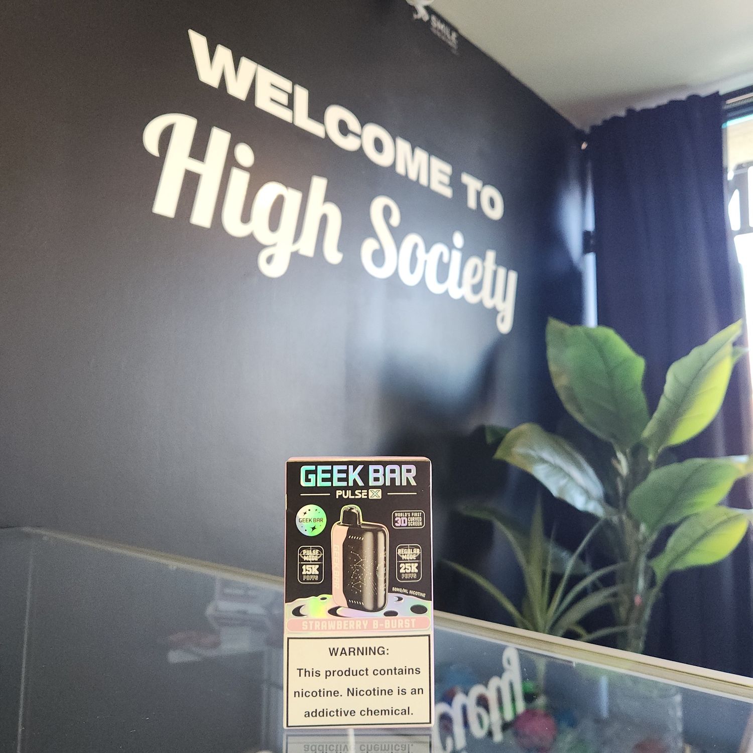 Geek Pulse X - Strawberry B-Burst