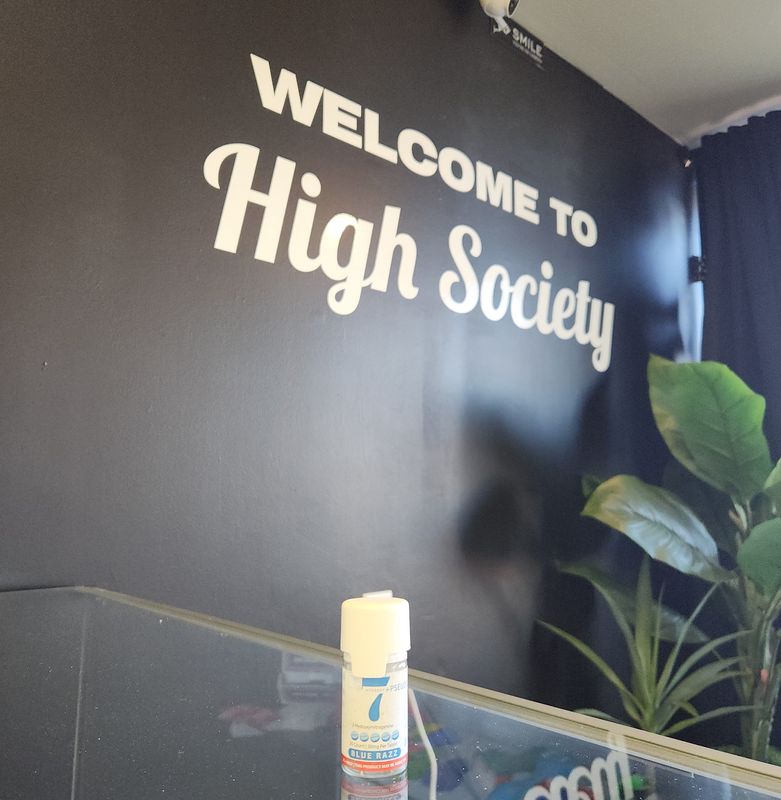 AKA Bottle 30mg 20ct - Blue Razz