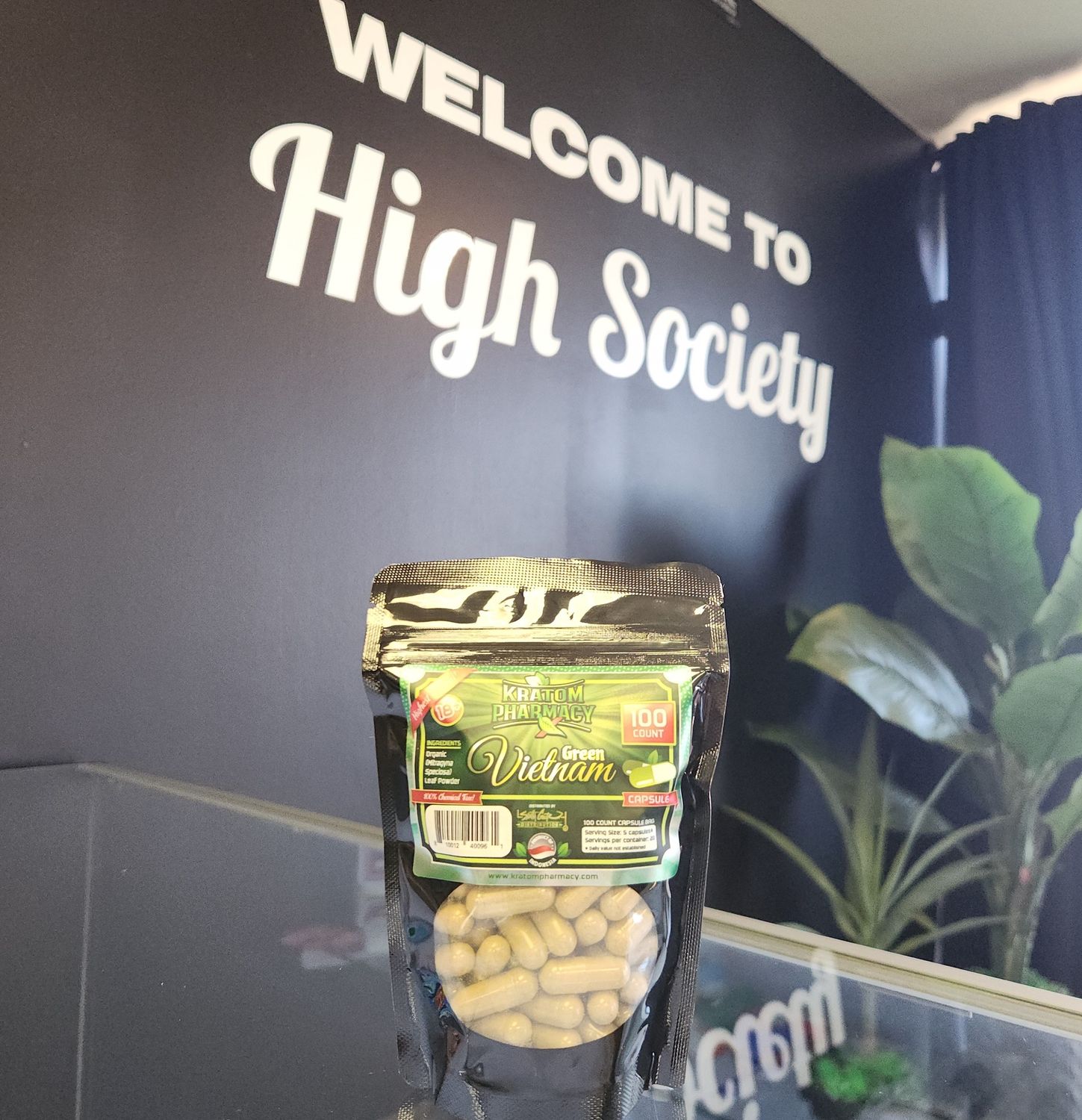 Kratom Pharmacy - Green Vietnam 100ct