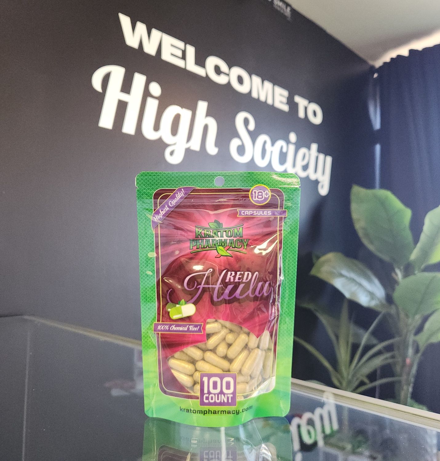 Kratom Pharmacy - Red Hulu 100ct