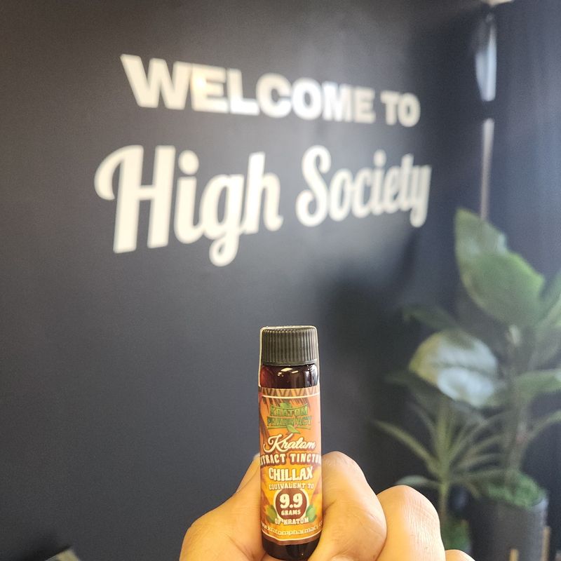 Kratom Pharmacy - Extract Tincture - Chillax