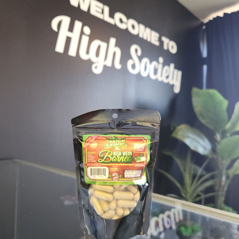 Kratom Pharmacy - Red Vein Borneo 100ct