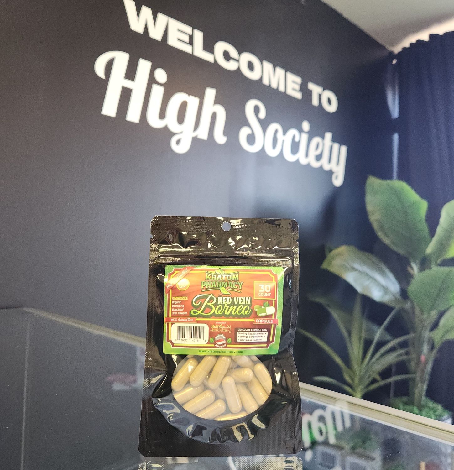 Kratom Pharmacy - Red Vein Borneo 30ct