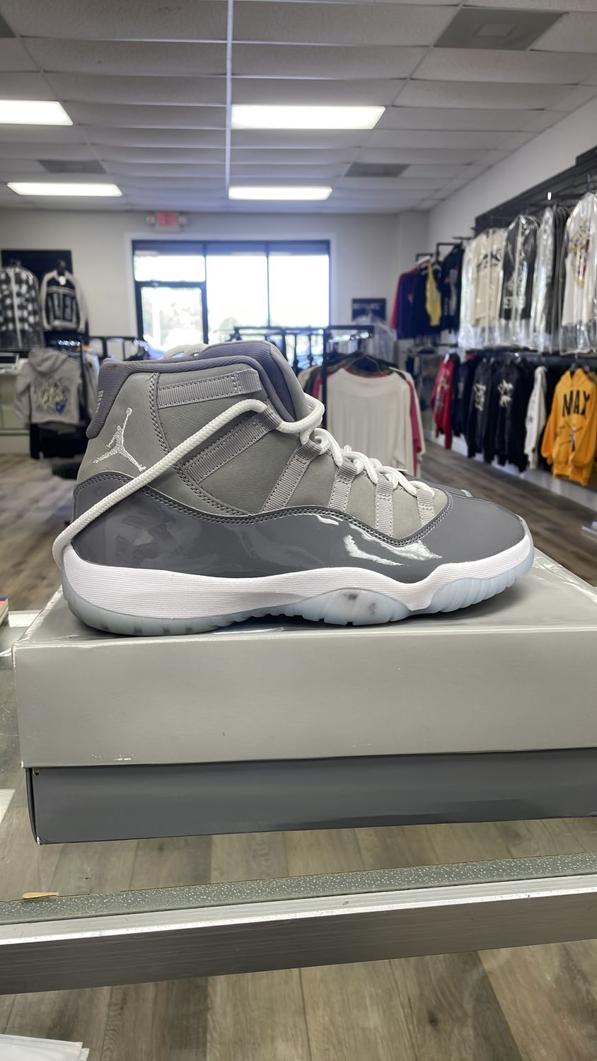 AIR JORDAN 11 retro used size 11