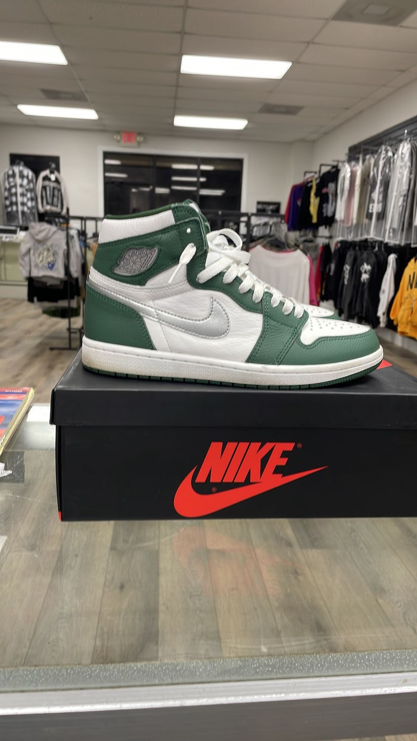 Air Jordan 1 used size 8