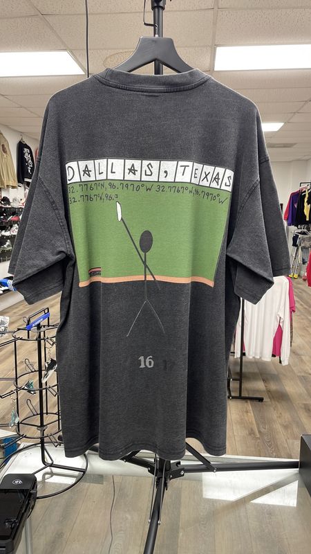 DALLAS TEXAS T SHIRT LARGE
