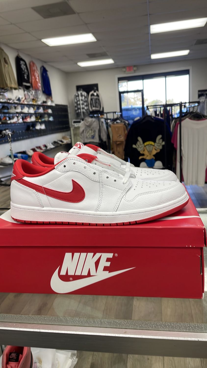 AIR JORDAN 1 retro low og red size 14