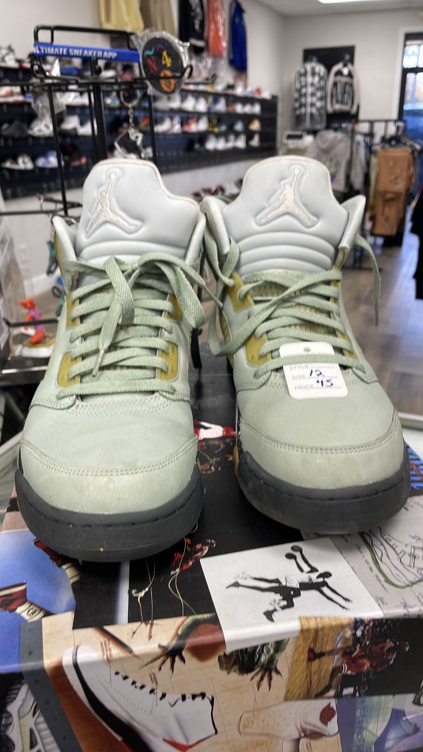 AIR JORDAN 5 USED SIZE 12