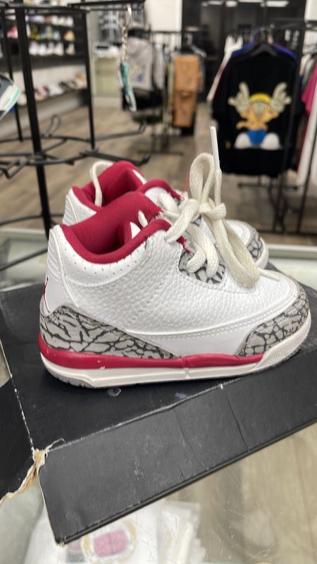 Air Jordan 3 size 6c