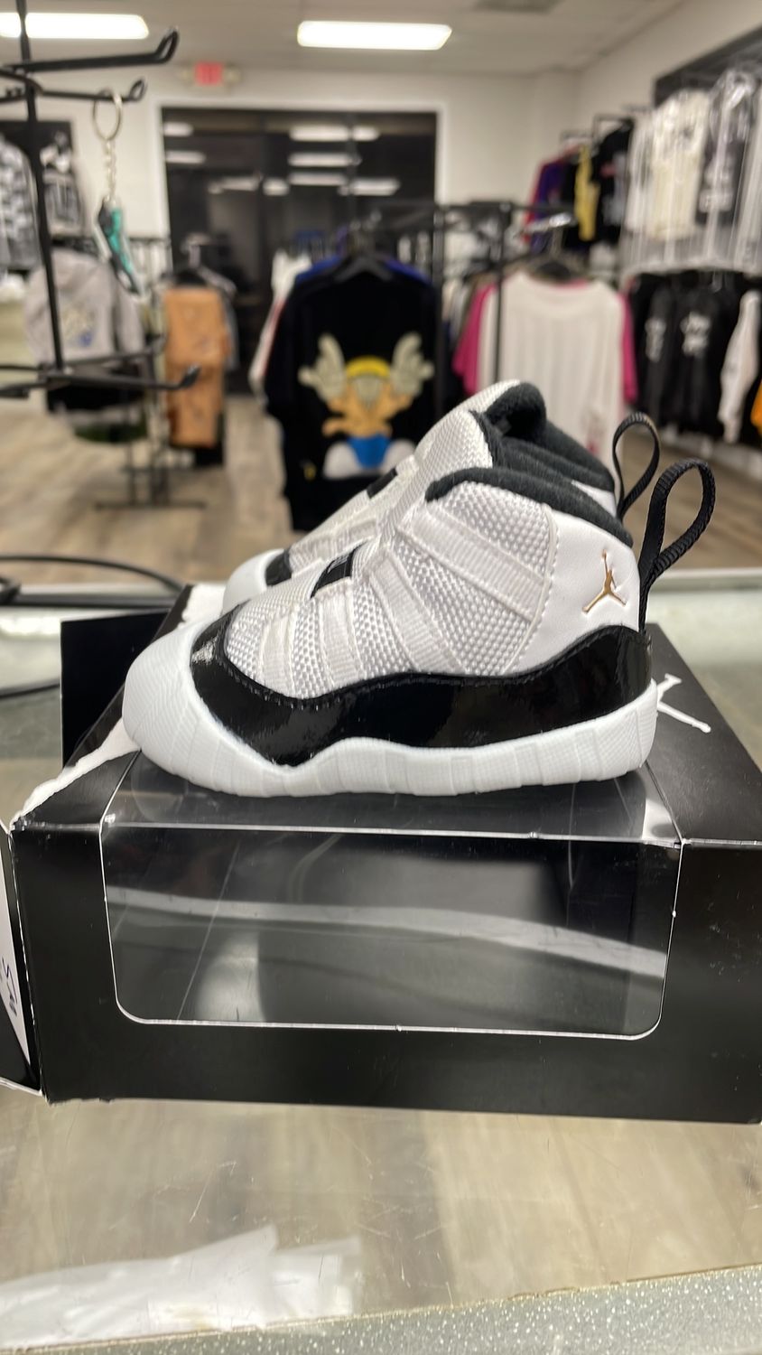 Air Jordan baby shoe size 3c