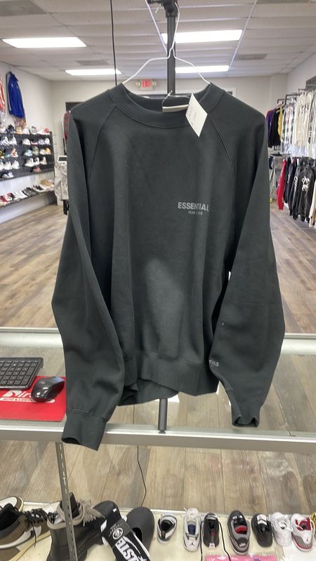 ESSENTIALS FEAR OF GOD SIZE MED BLACK