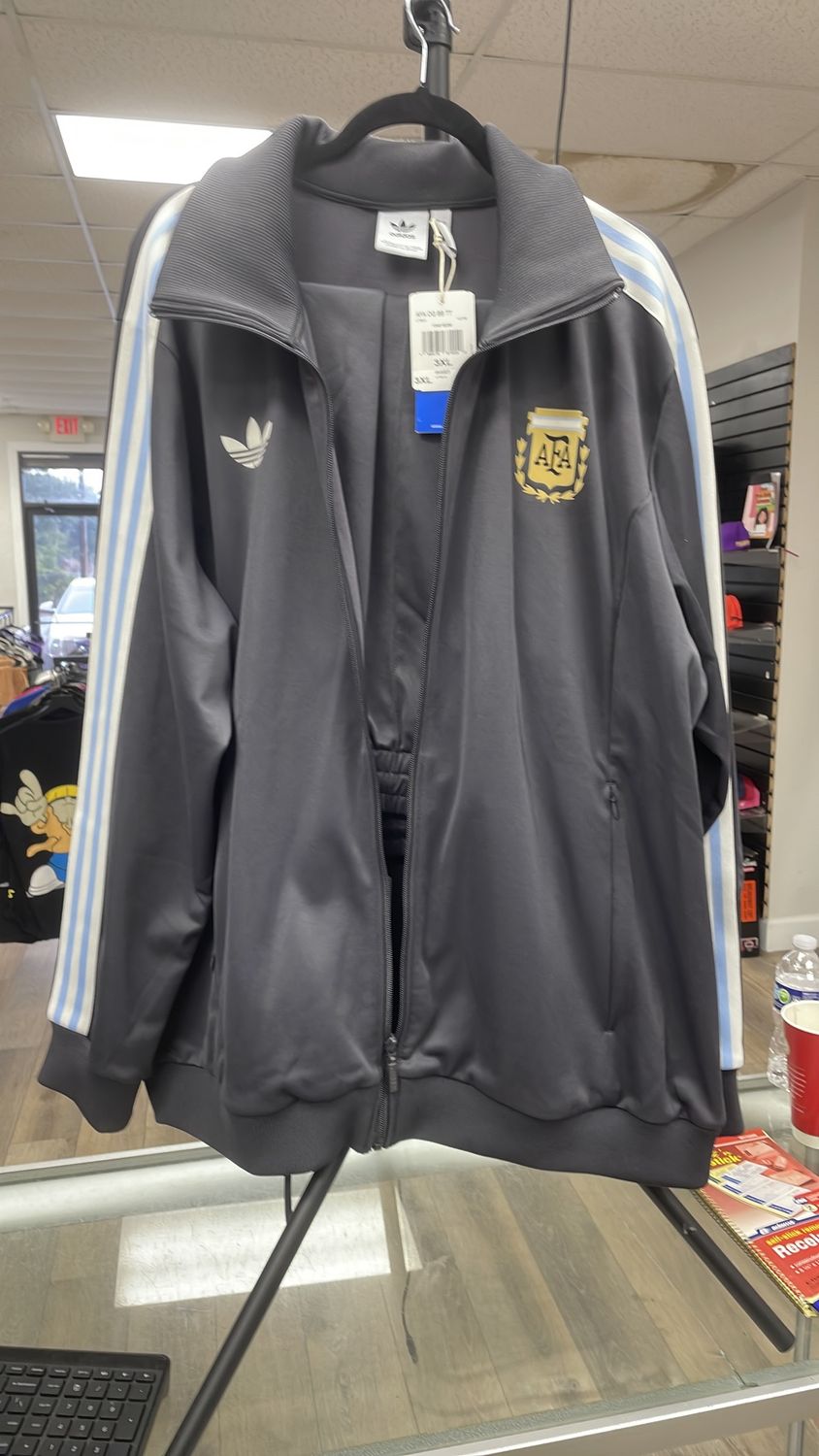 ADIDAS SWEAT SUITE 3 XL BRAND NEW