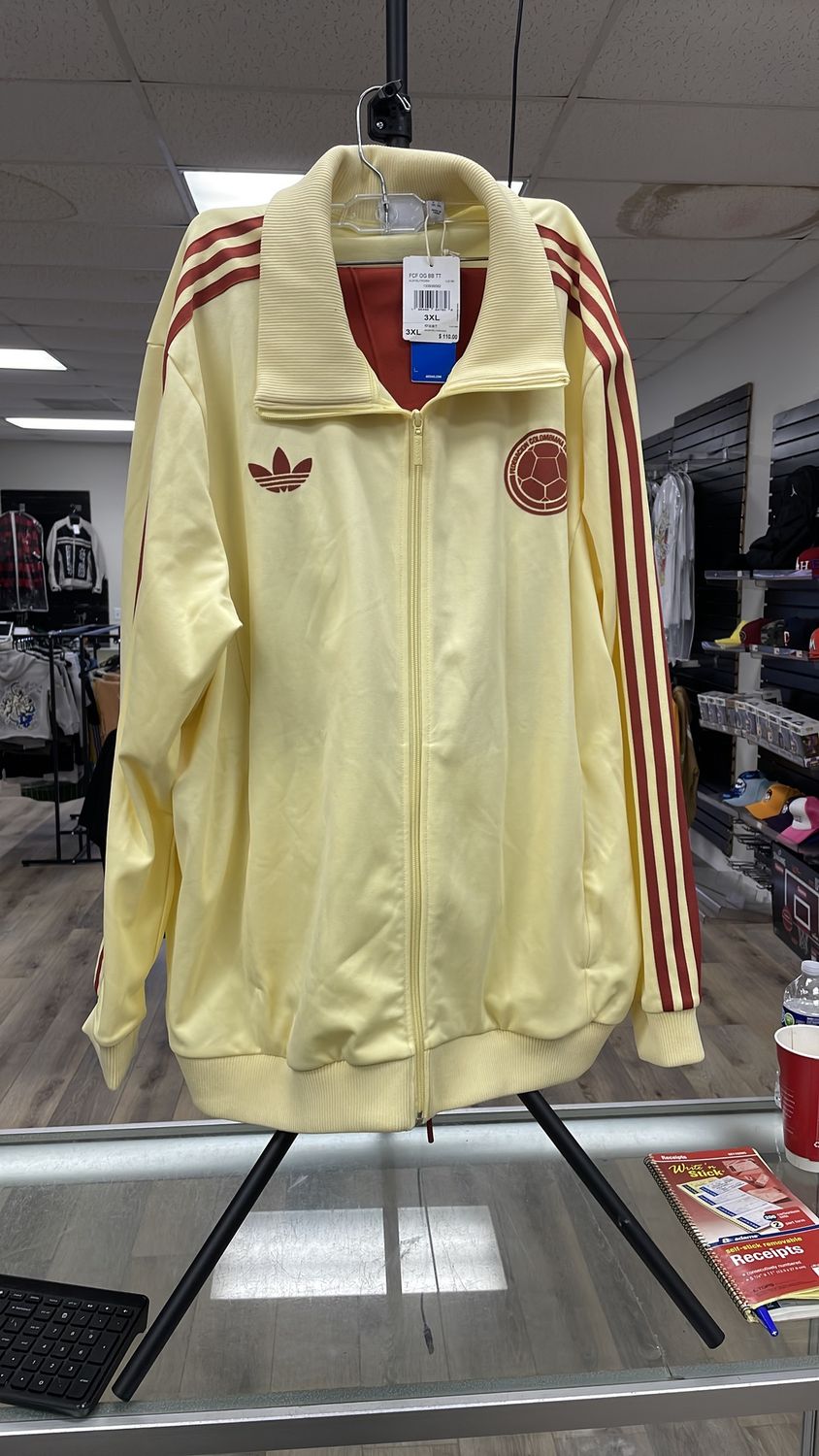 ADIDAS SWEAT SUITE 3 XL BRAND NEW COLOMBIANA