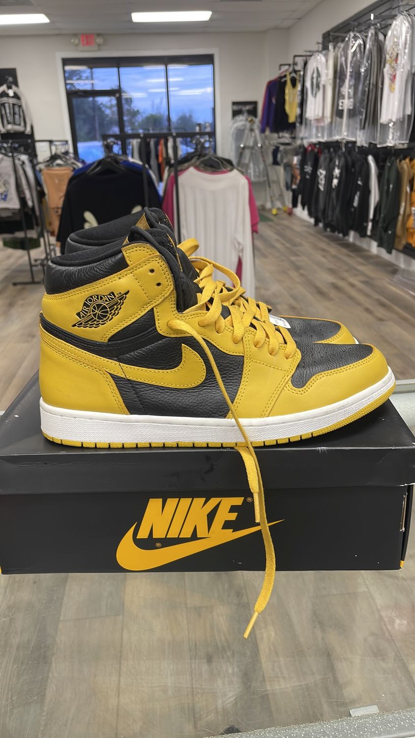 AIR JORDAN 1 USED SIZE 11