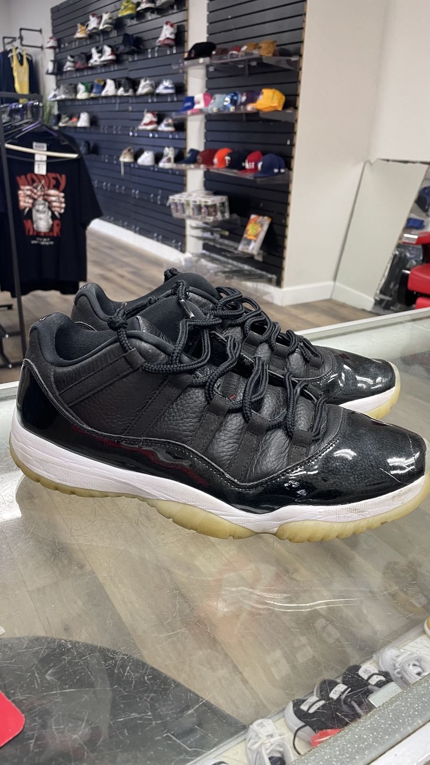 AIR JORDAN 11 USED NO BOX BLACK