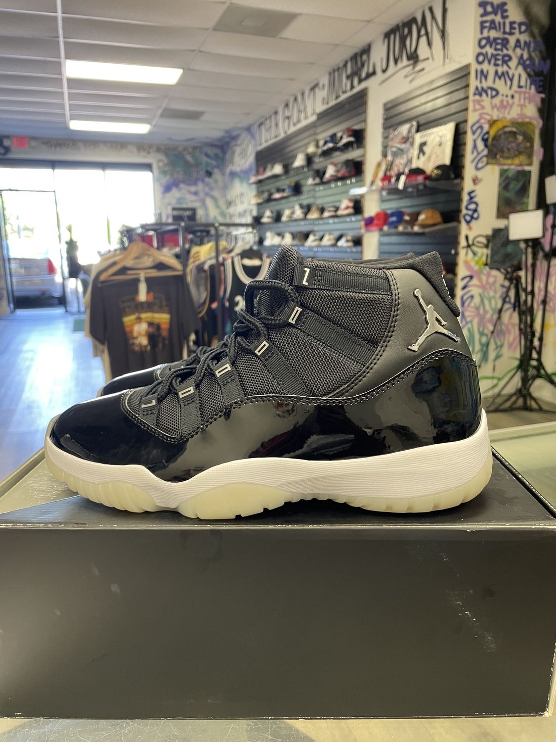 air Jordan 11 size 9 worn one time