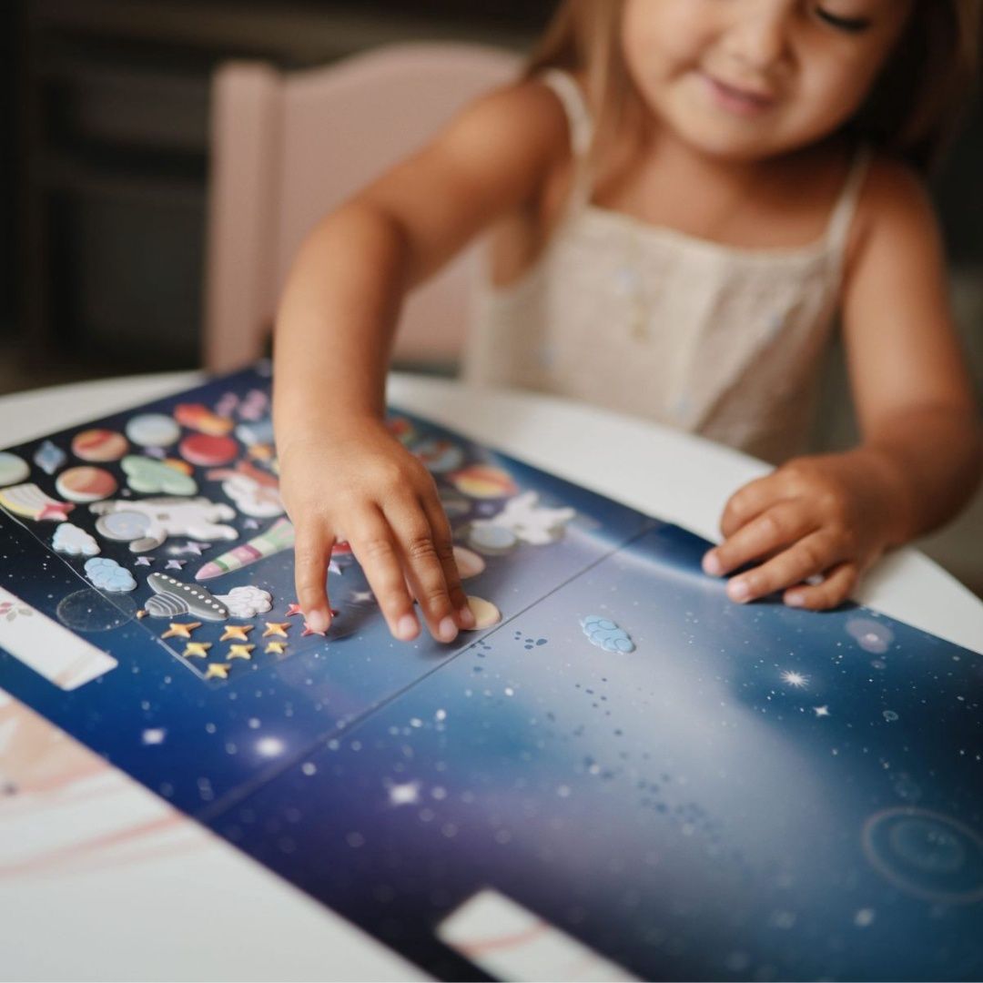 MUSHIE stickerbook space