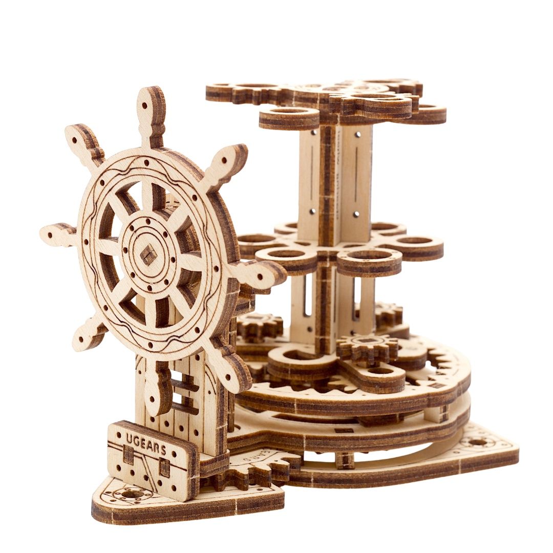 Ugears Pennenhouder kapitein