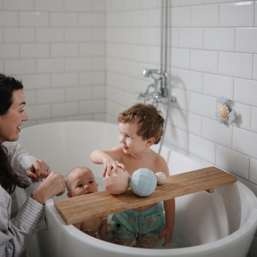 MUSHIE - nesting sphere sensory