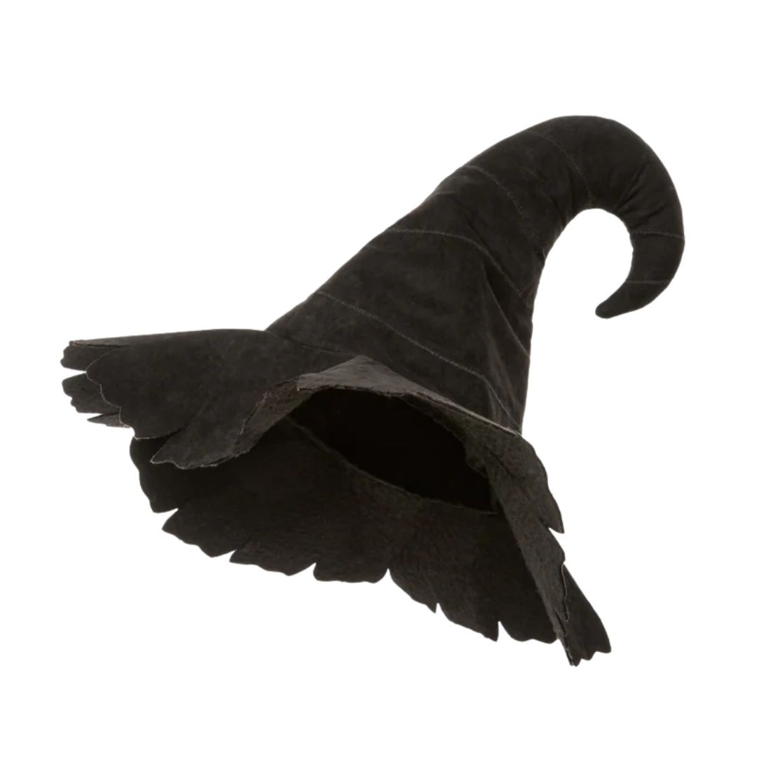 Mighty witch hat