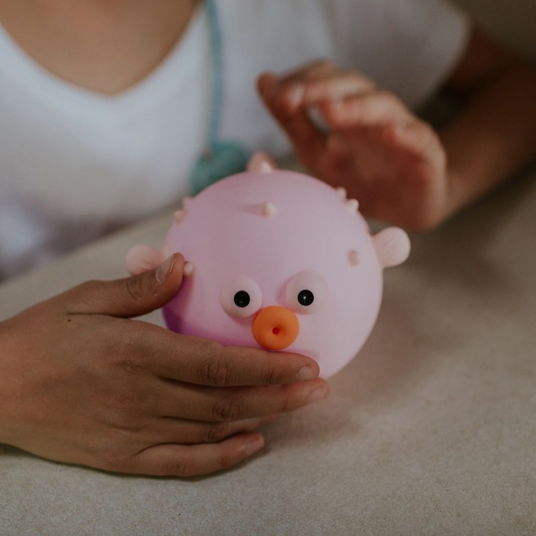 Mary's blowfish pink