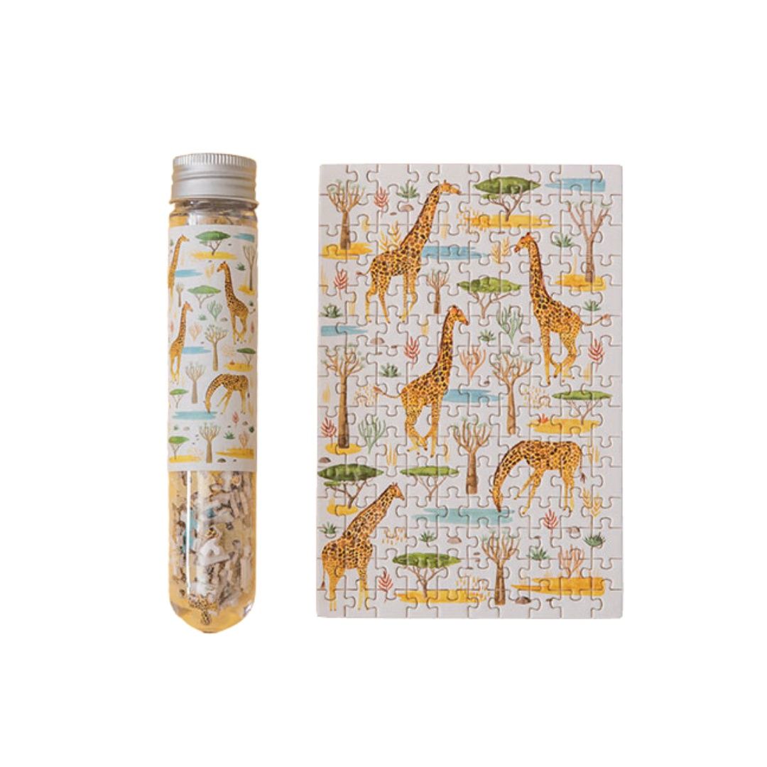 Micropuzzle giraffes