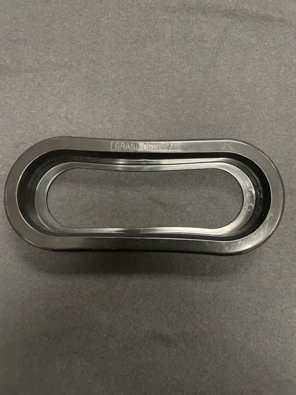 143114 GROMMET OVAL GROTE