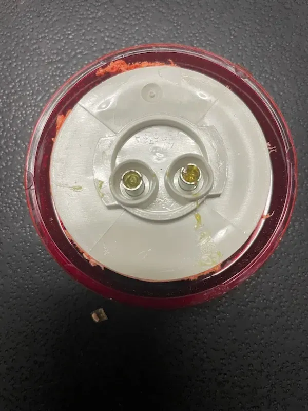 143108 LIGHT RED LED CLEAR MARKER GROTE