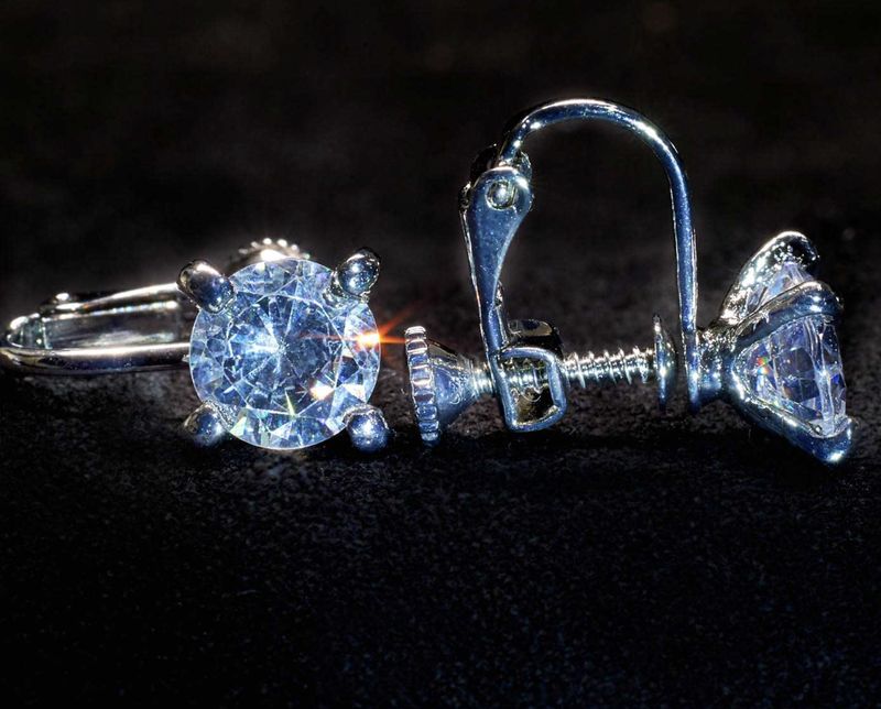 Crystal Stud with Claw Clip-on Earring