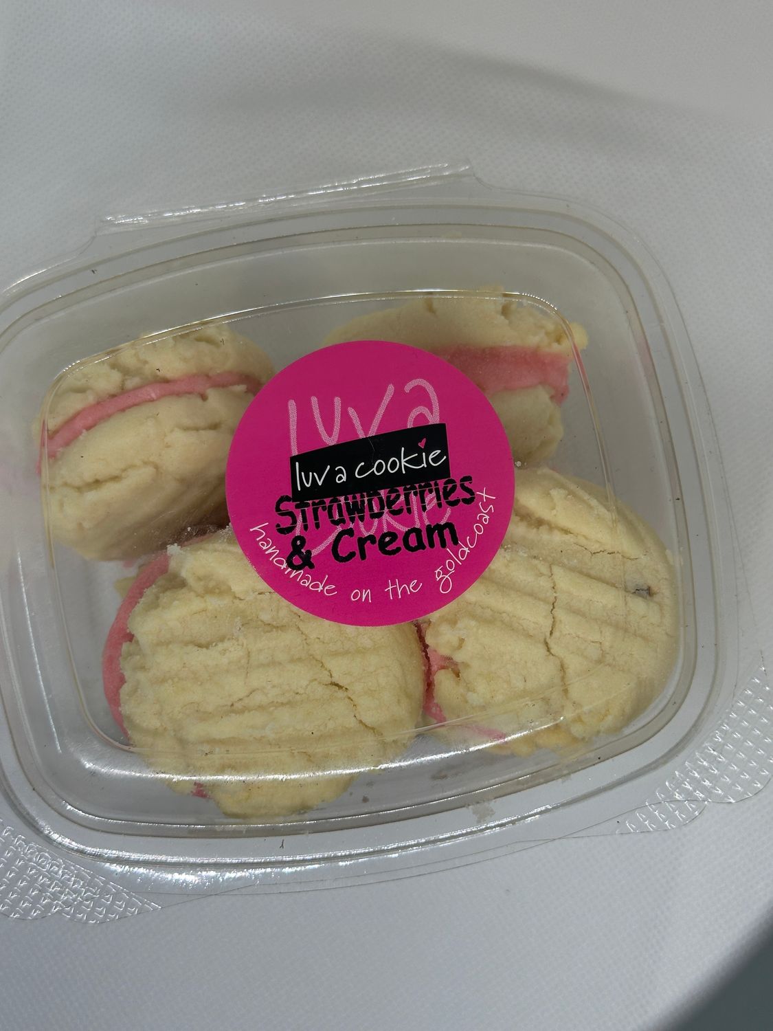 Strawberries and Cream Melting Moments