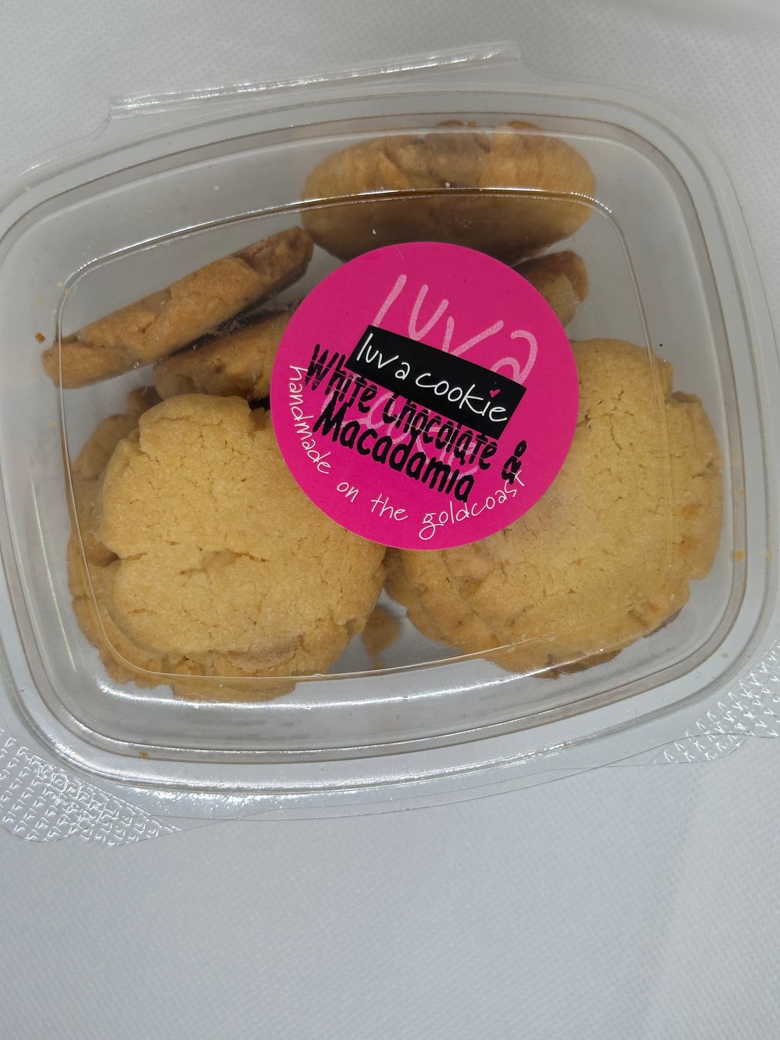 White Chocolate and Macadamia 250g