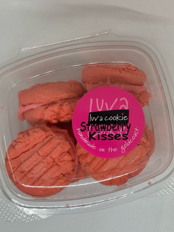 Strawberry Melting moments