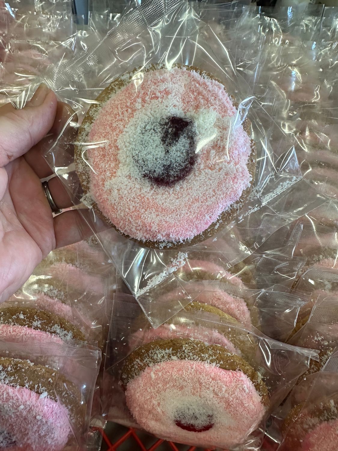 Strawberry Iced Vovo