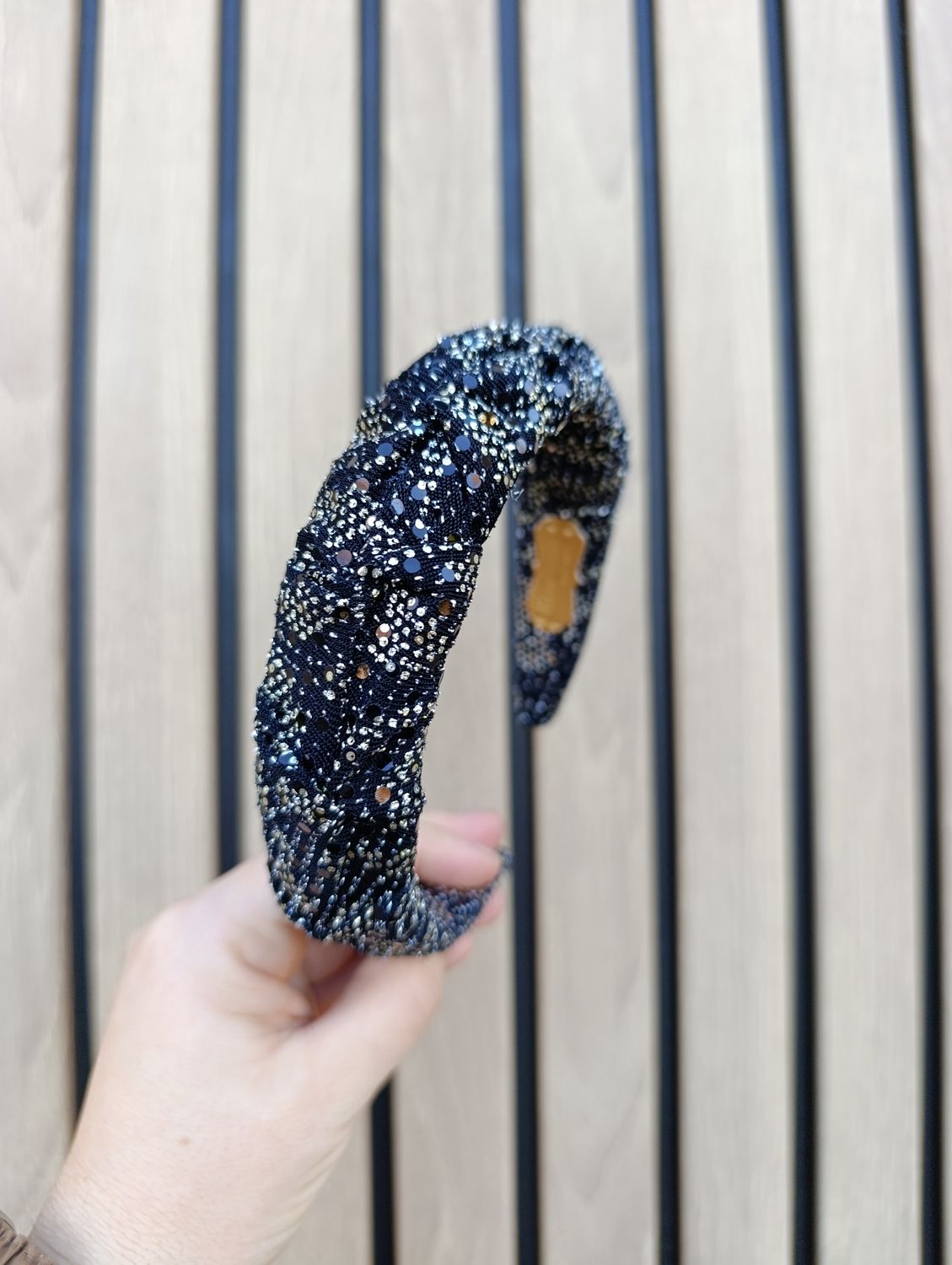 Opaska marszczona wąska blink złoto czarna